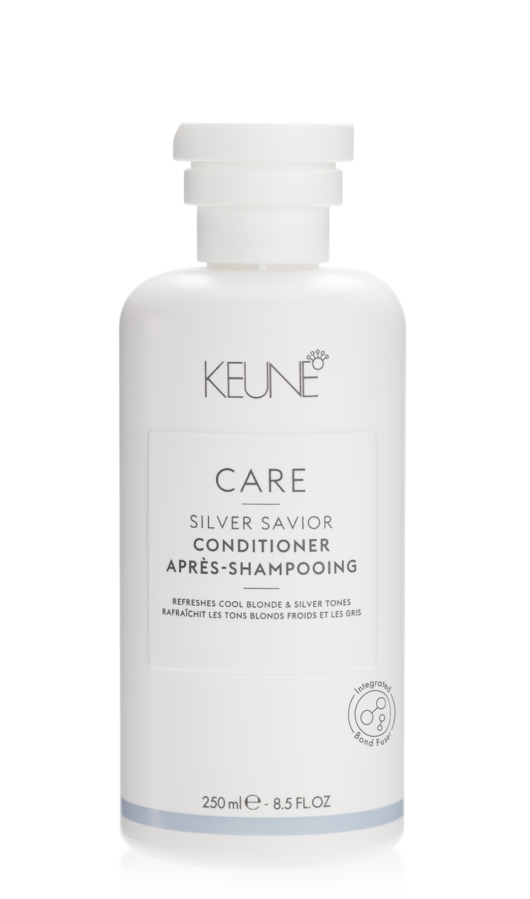 The Care Silver Savior Conditioner contains violet pigments that neutralize copper and warm tones, while Provitamin B keeps the hair smooth and nourished. Available on keune.ch.