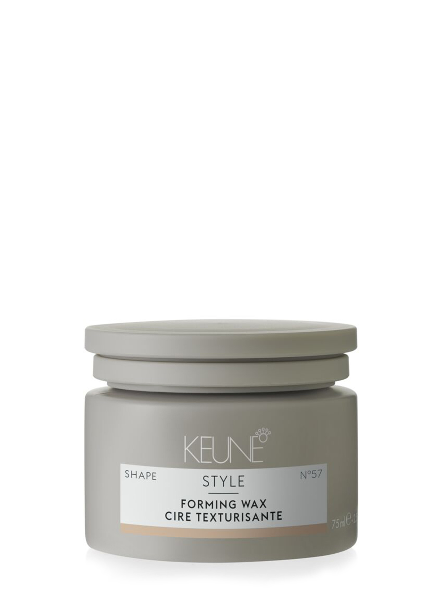 Create wet look hair with STYLE FORMING WAX: Flexible wax for subtle shine and medium hold. Perfect for all hair types, especially for hair that tends to dry out easily. Discover it now on keune.ch!